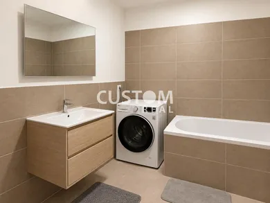 Na predaj 2-izbový byt, 72 m², Žilina, Komenského
