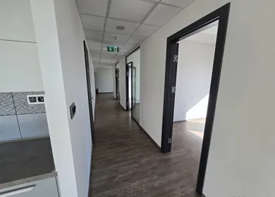 Na prenájom komerčné, 98 m², Košice-Kavečany, Námestie osloboditeľov
