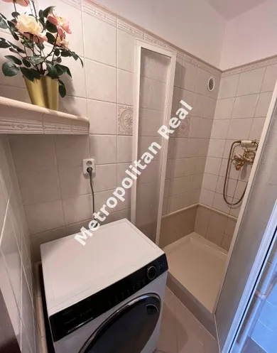 Na predaj 3-izbový byt, 66 m², Bratislava-Karlova Ves, Beniakova
