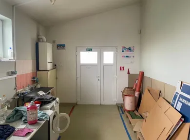 Na prenájom objekt, 135 m², Vráble, Ul. 1. mája