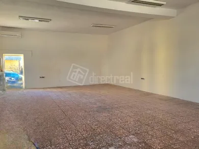 Na prenájom komerčné v Trenčín · €800 · Pôvodný stav