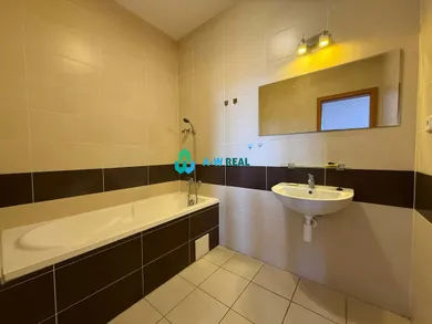 Na predaj 3-izbový byt, 86 m², Dunajská Streda