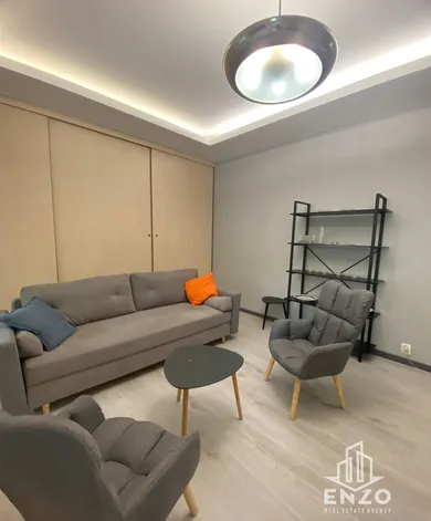 Na prenájom 2-izbový byt, 63 m², Bratislava-Staré Mesto