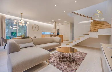 Обʼєкти на продаж, Bratislava-Staré Mesto · €1 800 000