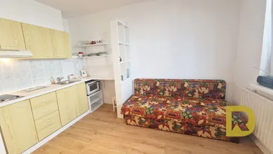 Квартиры в аренду, 1-комнатные, Bratislava-Petržalka · €465