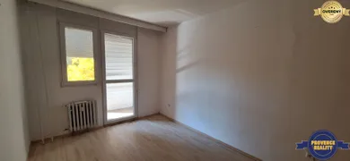 Na predaj 3-izbový byt, 61 m², Komárno