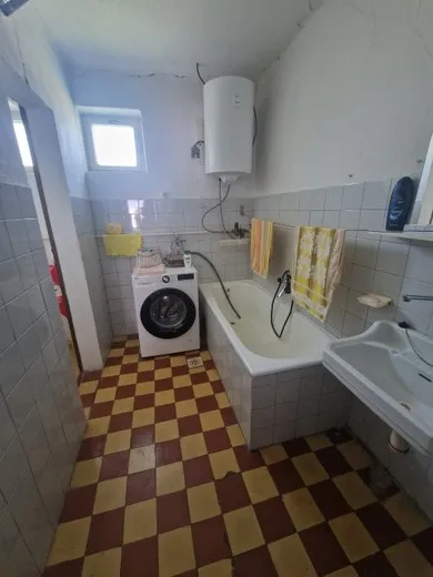 Na predaj dom, 41 m², Dlhá