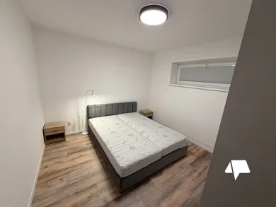 Na prenájom 3-izbový byt, 53 m², Zlaté Moravce, Hečkova