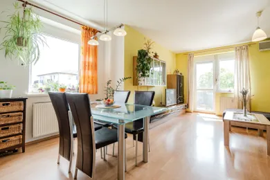Mieszkania na sprzedaż, 4-pokojowe, Pezinok · €245 000