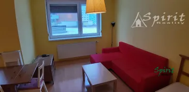Na prenájom 1-izbový byt, 37 m², Bratislava-Petržalka