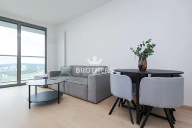 Na prenájom 2-izbový byt, 48 m², Bratislava-Ružinov, Pribinova