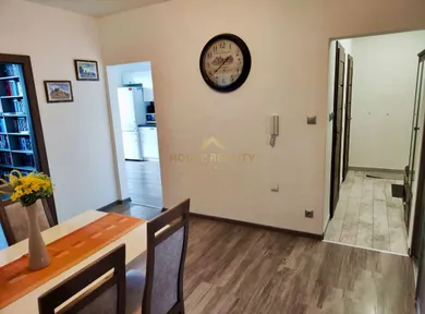 Na predaj 3-izbový byt, 65 m², Bratislava-Petržalka, Markova