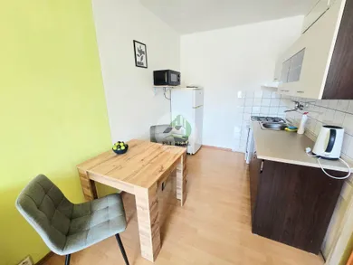 Na prenájom 2-izbový byt, 42 m², Košice-Nad jazerom
