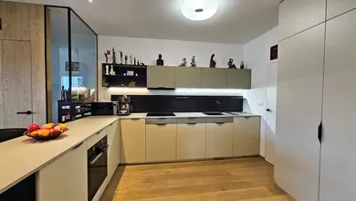 Na predaj 4-izbový byt, 156 m², Žilina