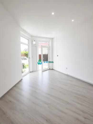 Na predaj komerčné, 61 m², Dunajská Streda, Kukučínova