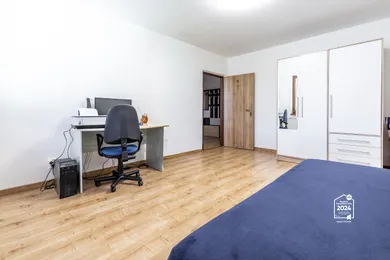 Na prenájom 3-izbový byt, 71 m², Košice-Nad jazerom, Čiernomorská