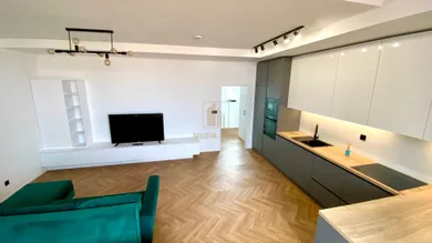 Na prenájom 3-izbový byt, 90 m², Nové Mesto nad Váhom