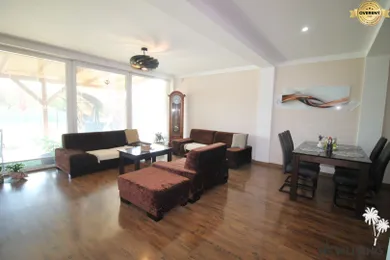 Eladó házak, 5-szobás, Piešťany · €458 000