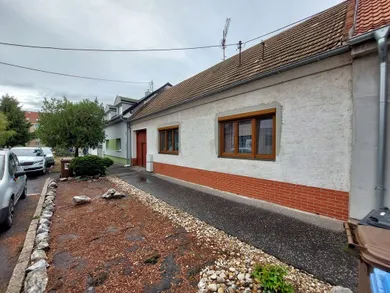 Na predaj dom, 168 m², Pezinok, Vajanského