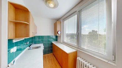 Na prenájom 2-izbový byt, 56 m², Šaľa, Čsl. armády