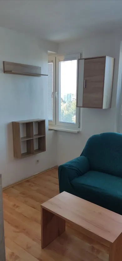 Na prenájom 1-izbový byt, 32 m², Trnava, Botanická