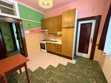 Na predaj 2-izbový byt, 86 m², Žilina, Moyzesova