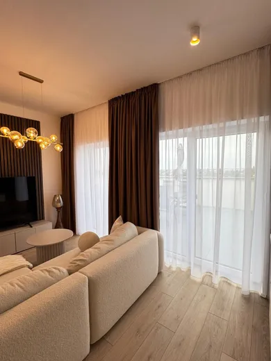 Na predaj 2-izbový byt, 142 m², Bratislava-Podunajské Biskupice