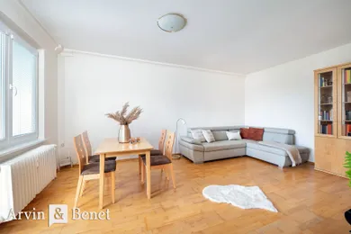 Na prenájom 2-izbový byt, 68 m², Bratislava-Ružinov, Ostredková