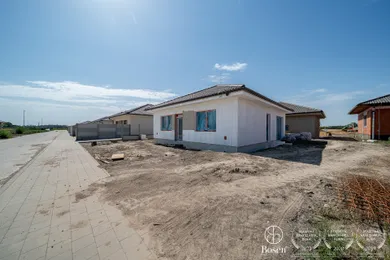 Na predaj 4-izbový dom, 82 m², Dunajská Streda