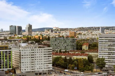 Na predaj 2-izbový byt, 61 m², Bratislava-Ružinov, Ružová dolina