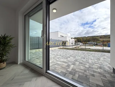 Na prenájom 3-izbový byt, 87 m², Bardejov, Opálová