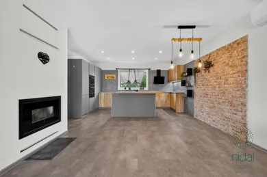 Na predaj 4-izbový dom, 72 m², Zohor