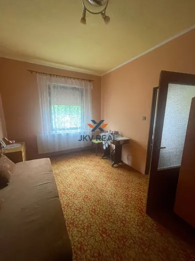 Na predaj dom, 107 m², Farná