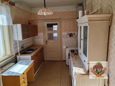 Na predaj 2-izbový dom, 60 m², Komárno, Prievidzská ul.