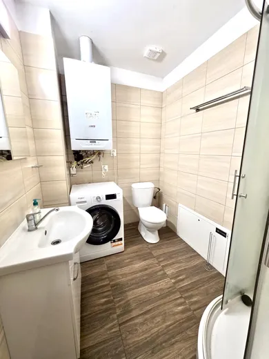 Na prenájom 2-izbový byt, 50 m², Pezinok, Kollárova