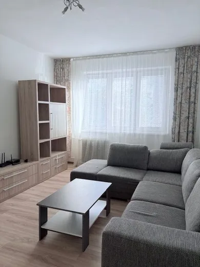 Na prenájom 2-izbový byt, 52 m², Košice-Juh, Panelová