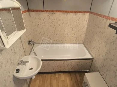 Na predaj 2-izbový byt, 54 m², Senica, Robotnícka