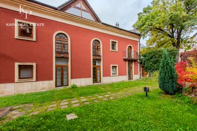 Lokale komercyjne na wynajem, Prešov · €900
