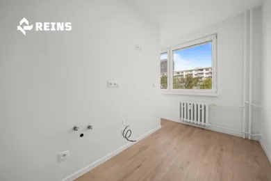 Na predaj 3-izbový byt, 64 m², Bratislava-Ružinov, Muškátová
