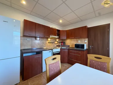 Na predaj 2-izbový byt, 67 m², Levice