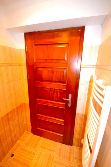 Na predaj komerčné, 20 m², Košice-Staré Mesto, Továrenská