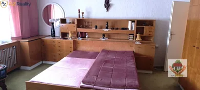 Na predaj 4-izbový dom, Nové Zámky