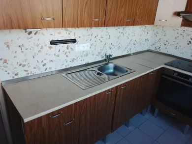 Na predaj 1-izbový byt, 35 m², Bratislava-Petržalka, Hálova
