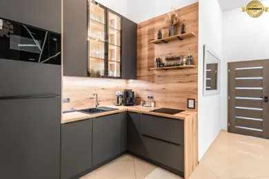 Na predaj 3-izbový byt, 115 m², Bratislava-Staré Mesto
