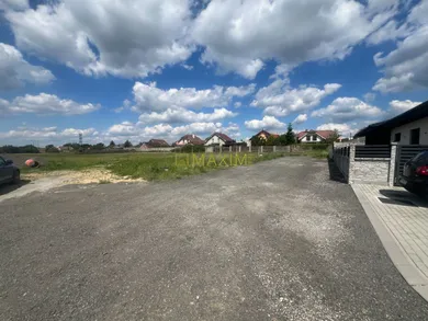 Na predaj pozemok, 414 m², Veľké Leváre