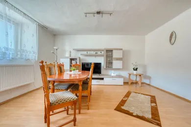 Na predaj dom, 151 m², Huncovce, Jarná