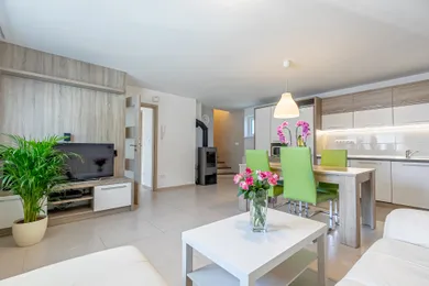 Na predaj 3-izbový dom, 71 m², Bratislava-Záhorská Bystrica