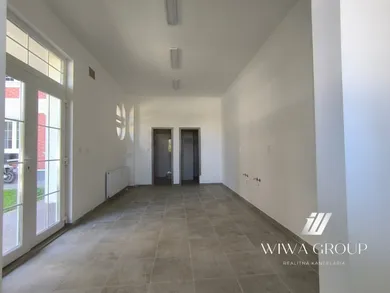 Коммерческие помещения в аренду, Iža · €588