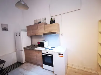 Квартиры в аренду, 1-комнатные, Bratislava-Nové Mesto · €550
