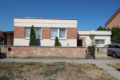 Domy na predaj 5-izbový, Veľký Meder · €350 000